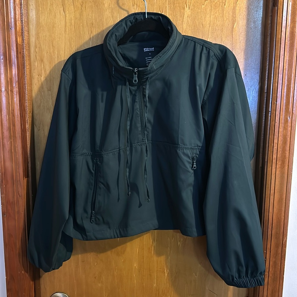 Girlfriend Collective green pull over wind breaker 💚